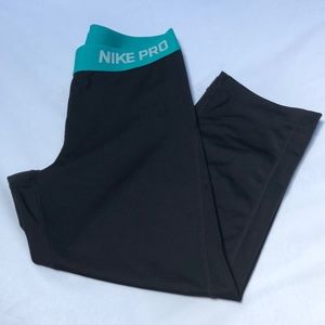 Nike Capri Leggings